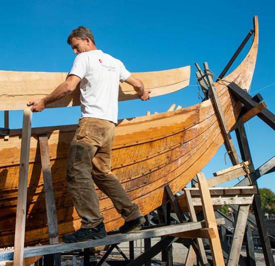 Havulvens Mjød - eksklusiv og unik mjød gæret med hugspåner fra vikingeskib