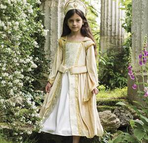 Stilfuld kjole fra renæssancen i honninggul og hvid med guldbrokade